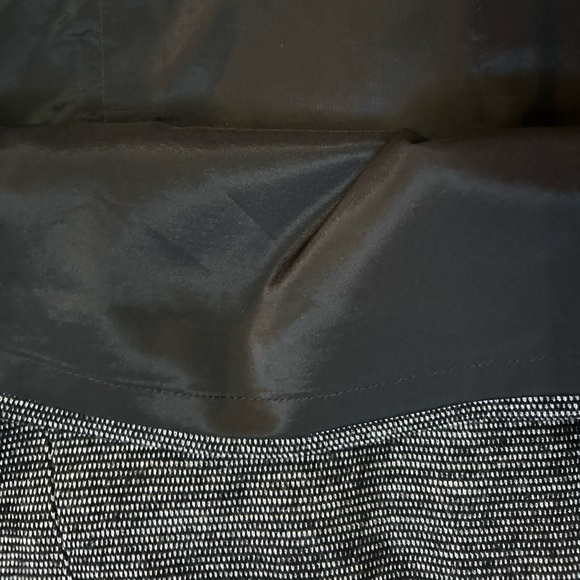 Ann Taylor A-Line Black and White Mini Skirt Cotton Wool Blend Back Zip Size 4 - Picture 4 of 8